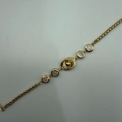 Taş Detaylı Spiral Merkezli Gold Zincir Bileklik