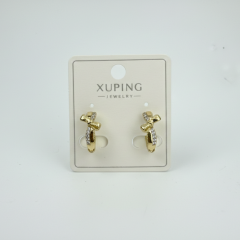 Xuping Çelik Taşlı Fiyonk Detay Küpe