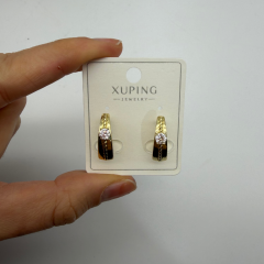 Xuping Çelik Taş Detaylı Halka Küpe