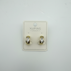 Xuping Oval Taş Detaylı Çelik Gold Küpe