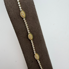 Mare Accessories | Işıltılı Su Yolu Göz Figürlü Çelik Bileklik