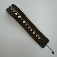 Mare Accessories | Pullu Sallantılı Şık Çelik Bileklik - Gümüş Renk