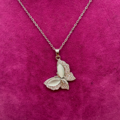 Mare Accessories | Gümüş Renk Çelik Kelebek Figürlü Kolye