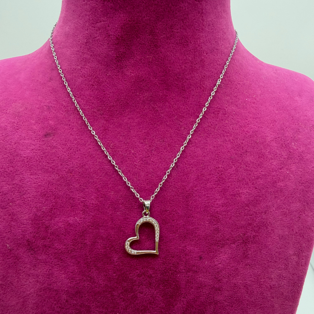 Taşlı Gümüş Işıltılı Kalp Çelik Kolye - 45 cm