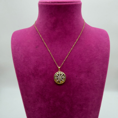 Ay Yıldız Detaylı Madalyon Figürlü Gold Çelik Kolye - 45 cm
