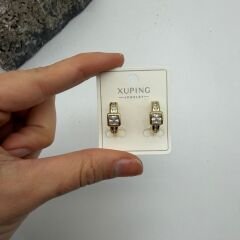 Kare Taş Detaylı Gold Mini Halka Küpe