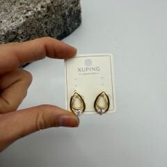 Damla Formlu Taş Detaylı Gold Küpe