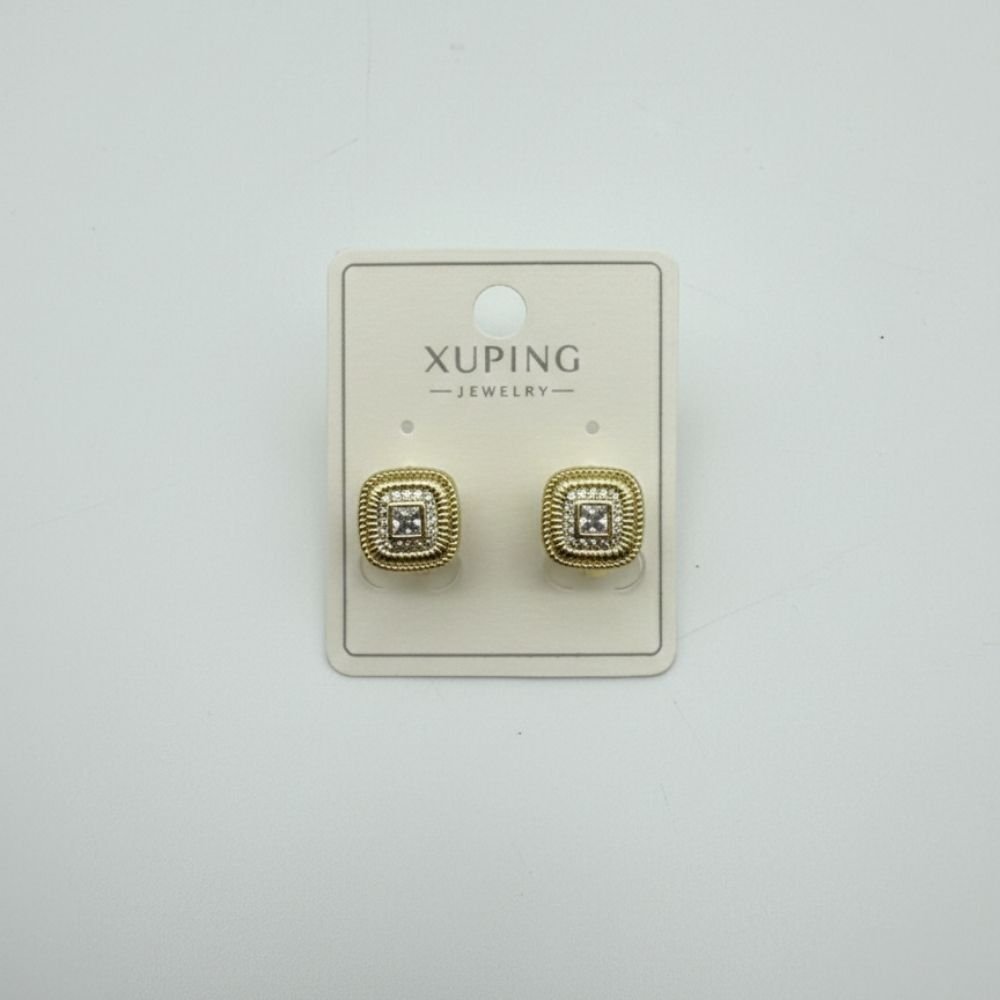 Kare Formlu Çerçeve Detaylı Taşlı Gold Küpe