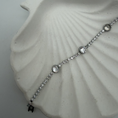 Üç Taş Detaylı Silver Zirkon Su Yolu Bileklik